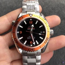 Planet Ocean 600M 45.5mm Orange Black Dial SS Bracelet VSF A8900